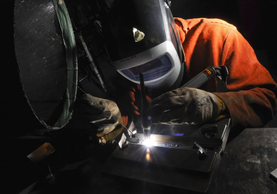 Comparing MIG and TIG Welding Based on Material Thickness