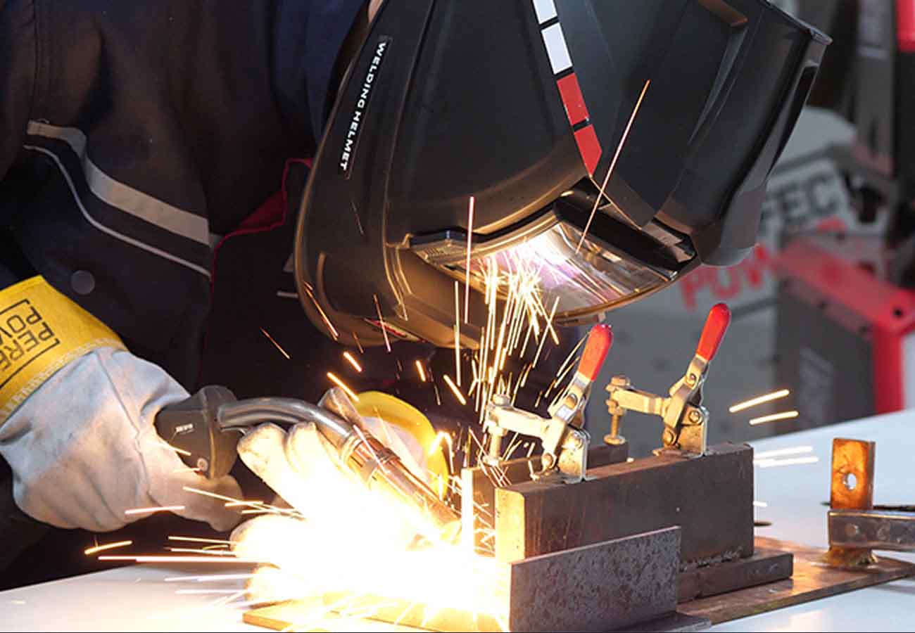 Pulsed MIG Welders: Enhancing Precision and Control in Welding